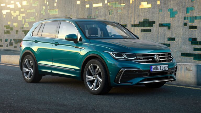 2022-volkswagen-tiguan-near-stuart-fl